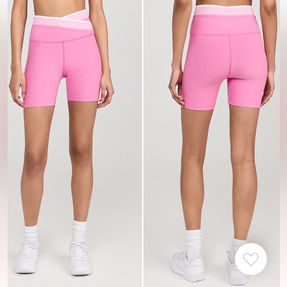 Beyond Yoga Spacedye in the mix pink biker shorts size XS